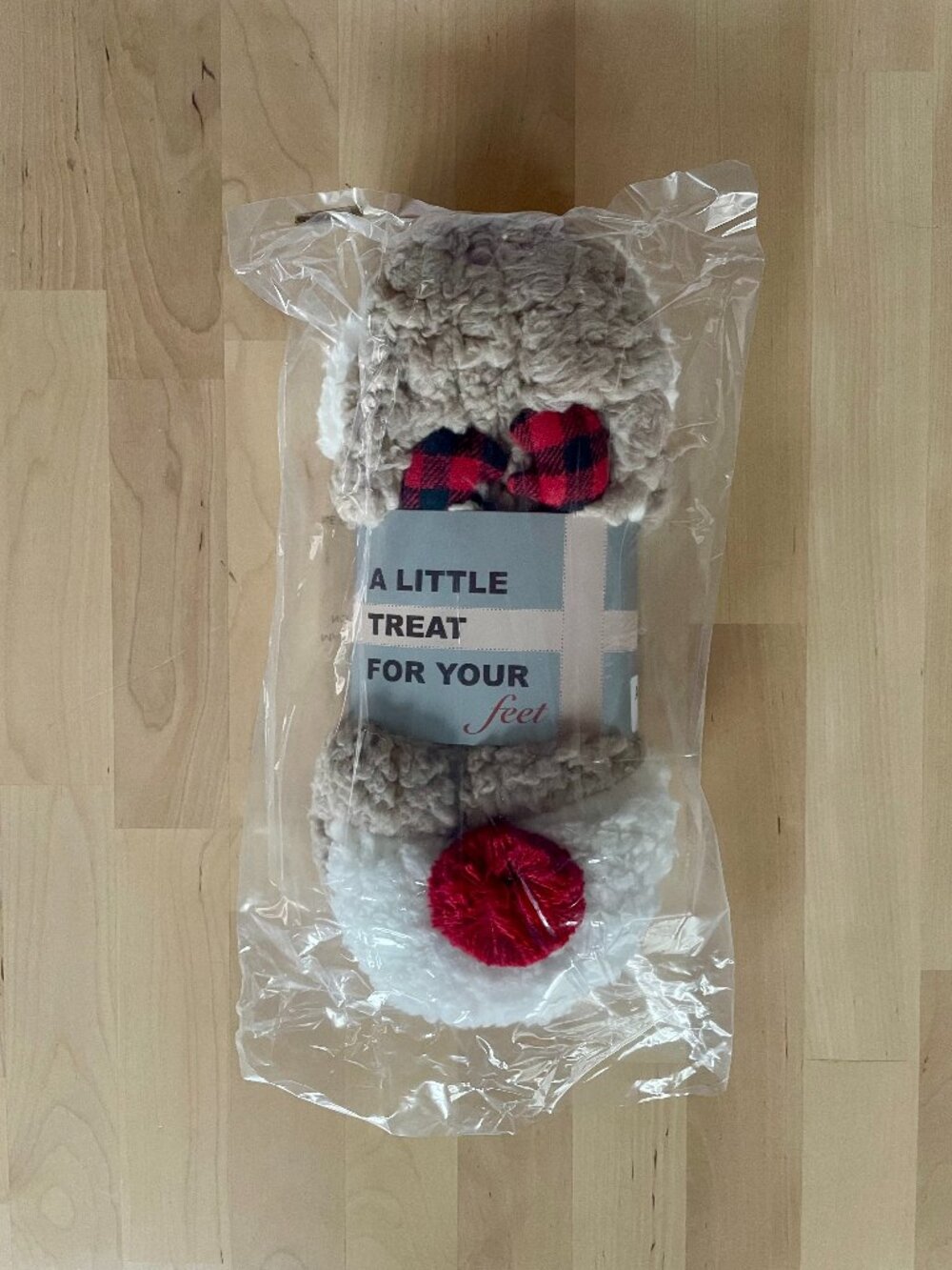 A Little Treat For Your Feet Fluffy Reindeer House Slippers size 7-8 NEW